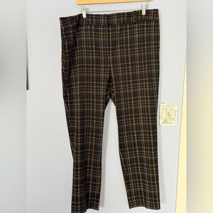 NWT.  Never worn Anne Taylor Women's Trousers.